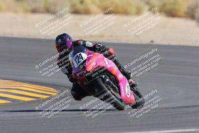 media/Oct-08-2022-SoCal Trackdays (Sat) [[1fc3beec89]]/Turn 10 (945am)/